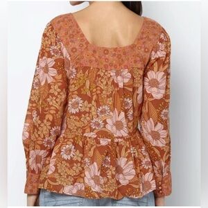 American Eagle cotton poplin top. Size XL. EUC. Orange floral.